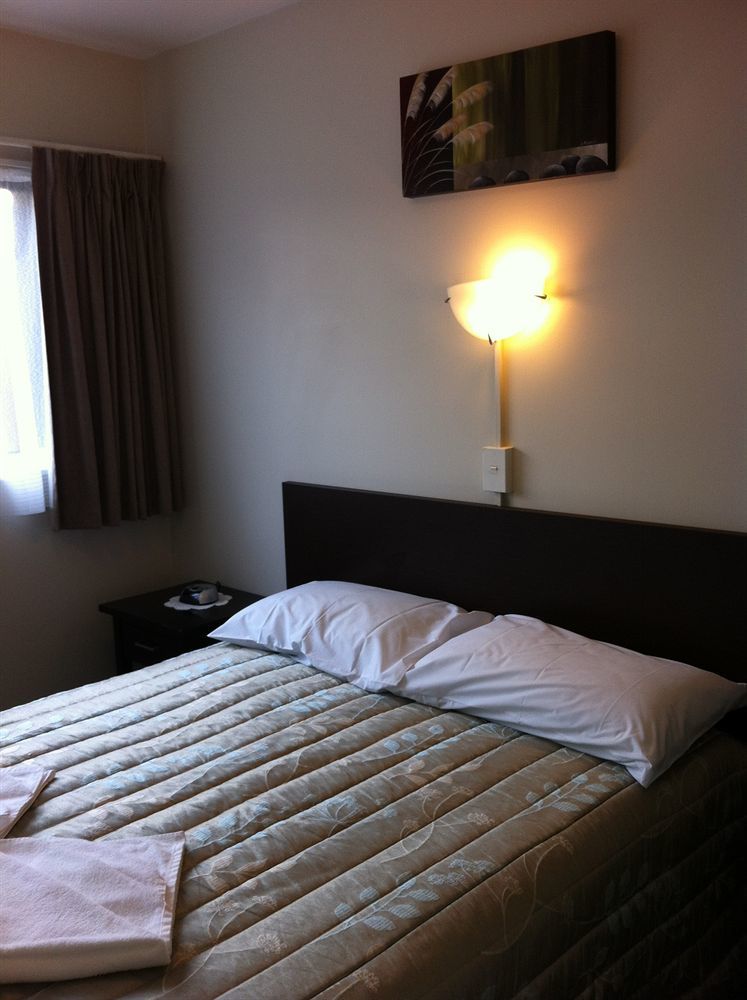 88 Wallace Court Motel Wellington Buitenkant foto